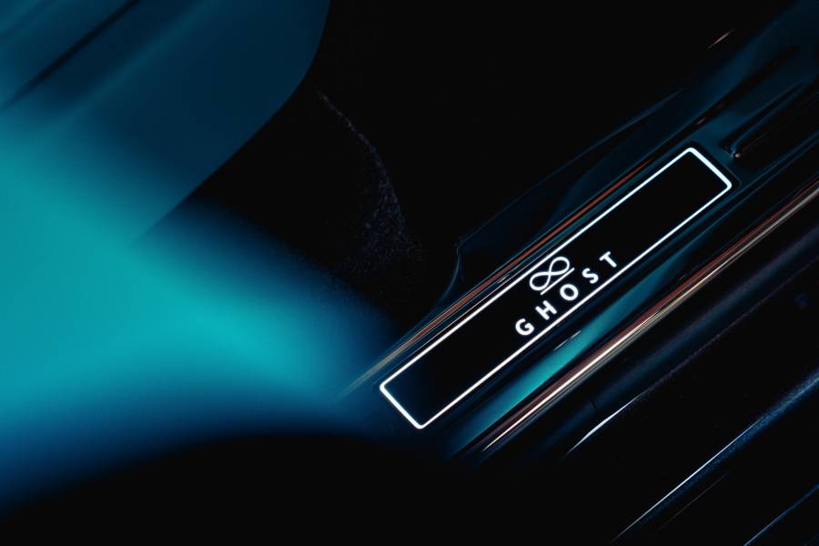 BLACK BADGE GHOST – BÁO CHÍ TRẢI NGHIỆM