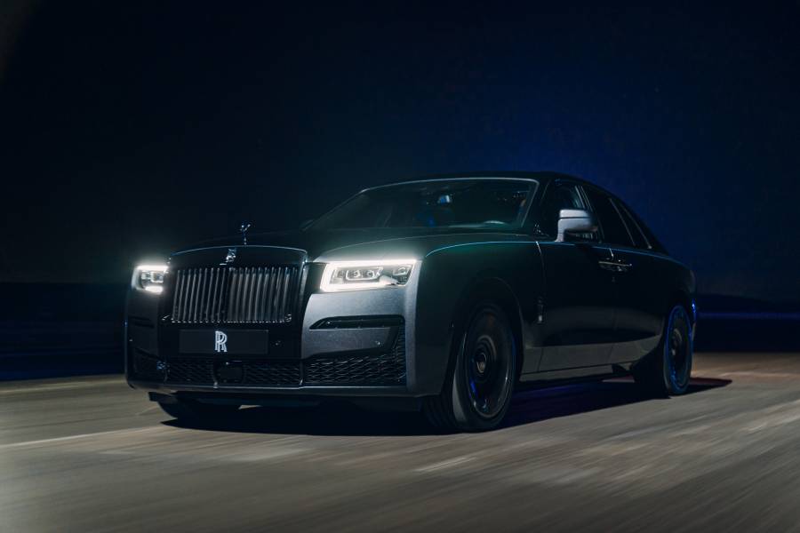 BLACK BADGE GHOST – BÁO CHÍ TRẢI NGHIỆM